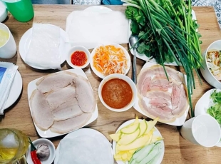 Thịt Luộc Khuê Trung
