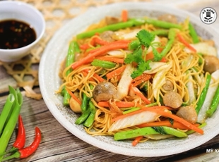 Mì Xào Chay